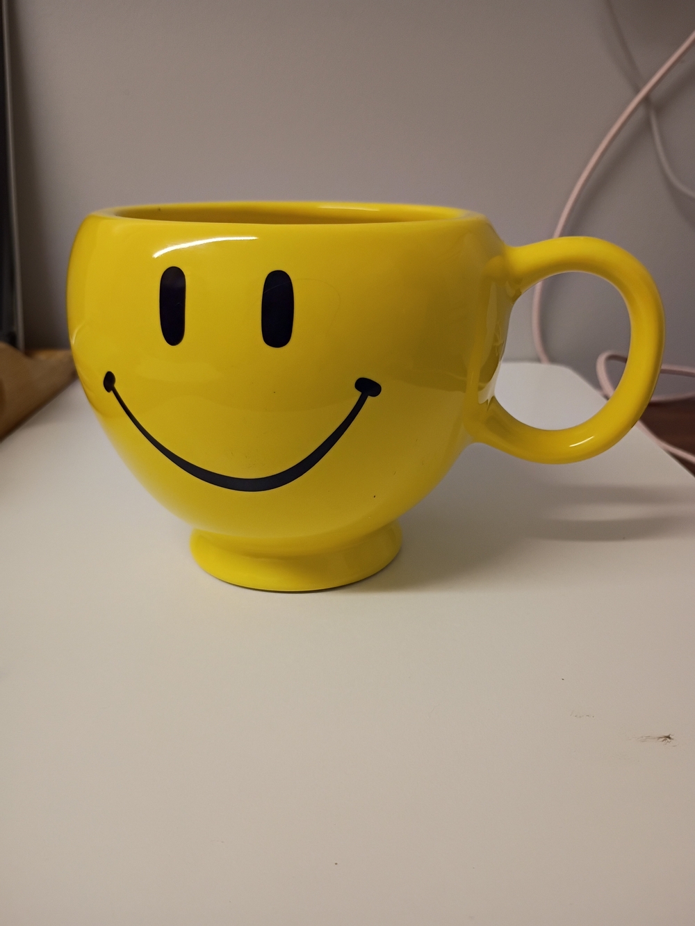 Yellow Smiley Face Ceramic Mug - Cheerful Coffee Cup